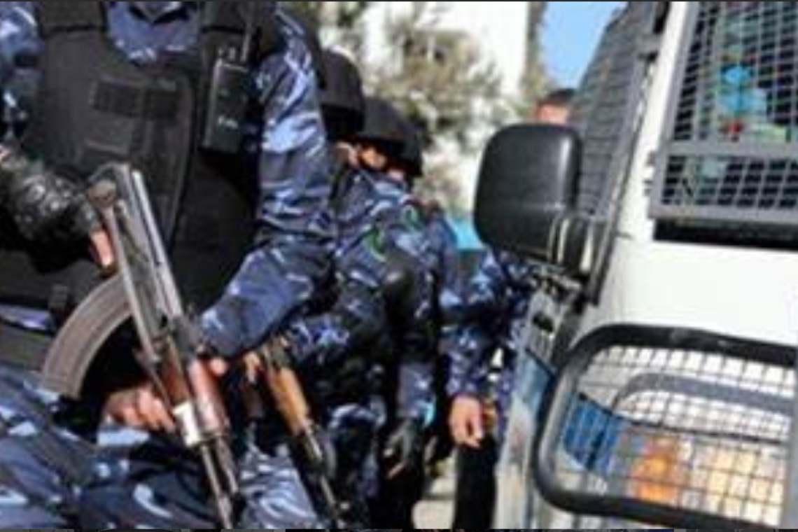 قرار بإيقاف وكيل نيابة في رام الله بعد حادثة تطاول على شرطي مرور وتحقيقات جارية.للمزيد..